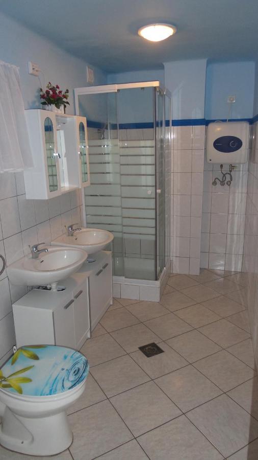 Tiszavirag Apartmanhaz Apartment Szeged Luaran gambar