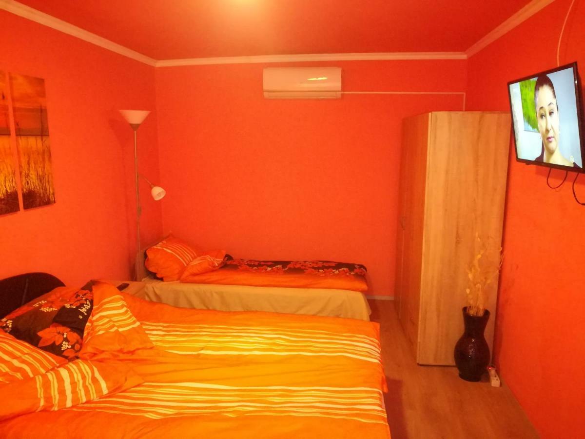 Tiszavirag Apartmanhaz Apartment Szeged Luaran gambar